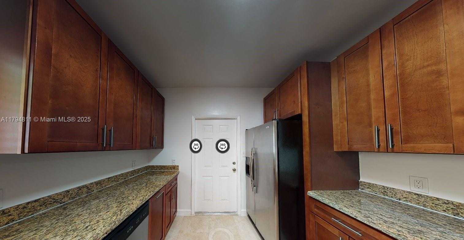Small Image of 2915 SOUTH WEST 24 ST #2915, Miami Number 11