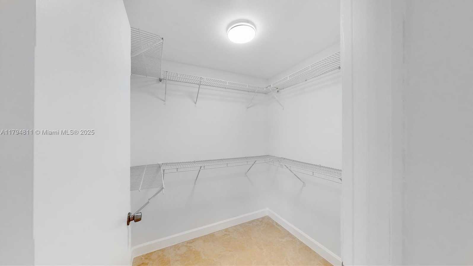 Small Image of 2915 SOUTH WEST 24 ST #2915, Miami Number 15