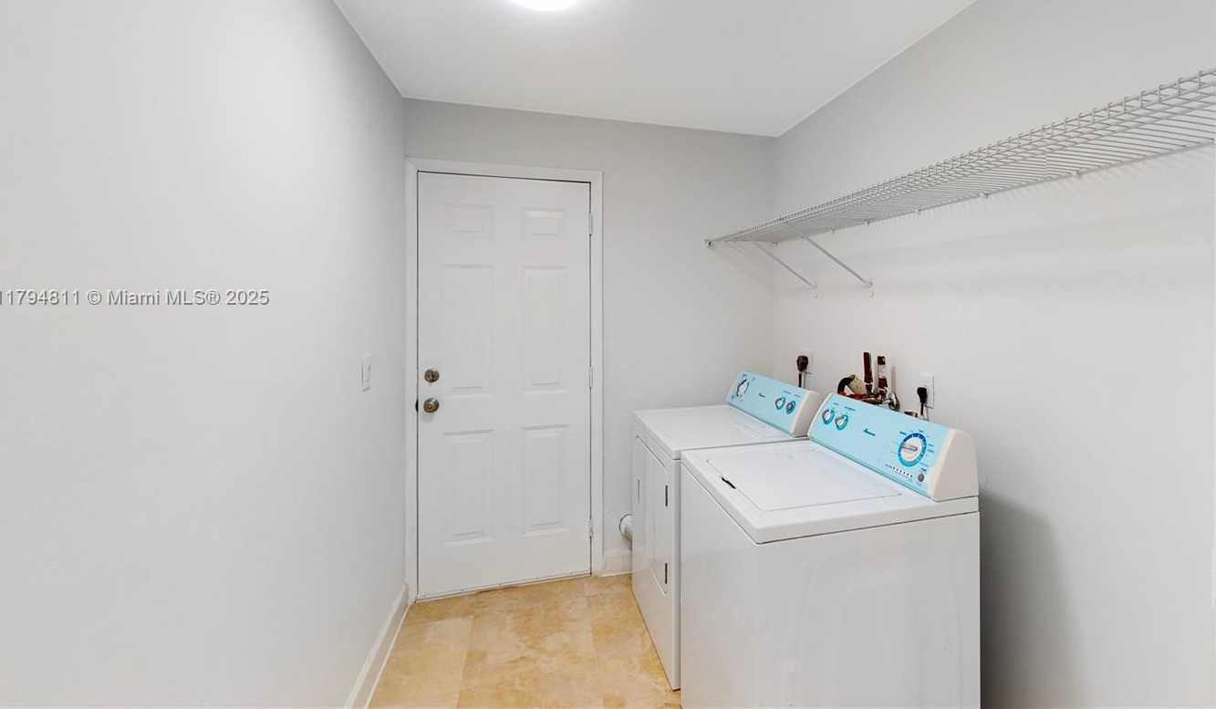 Small Image of 2915 SOUTH WEST 24 ST #2915, Miami Number 23