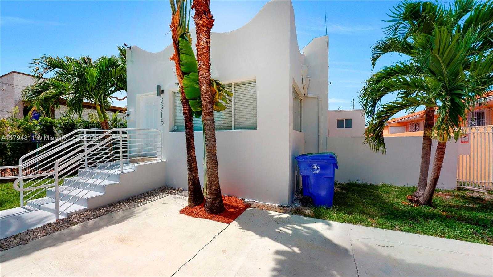 Small Image of 2915 SOUTH WEST 24 ST #2915, Miami Number 3