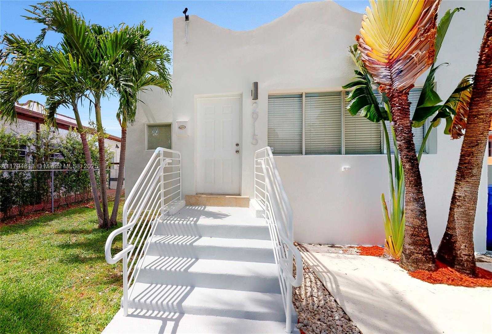 Small Image of 2915 SOUTH WEST 24 ST #2915, Miami Number 33