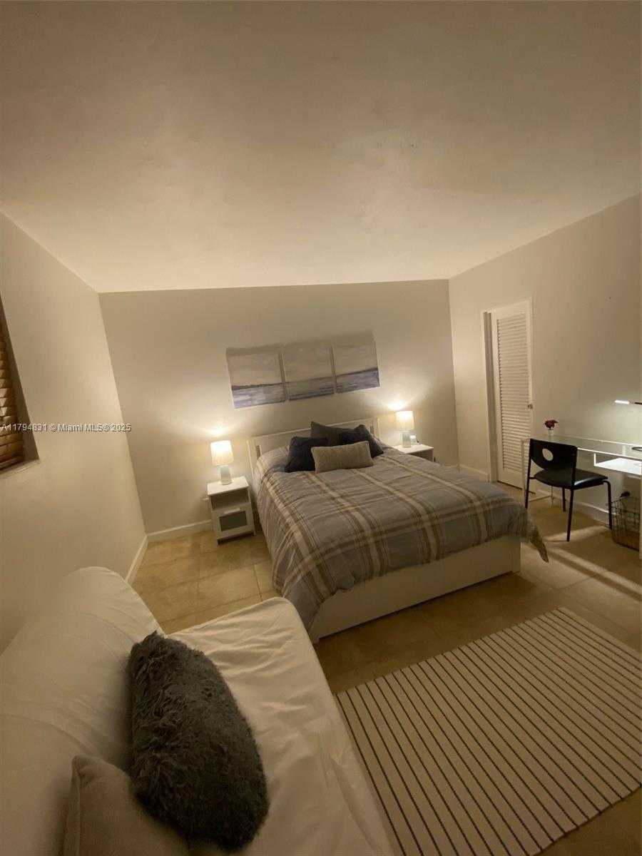 Small Image of 3801 SOUTH OCEAN DR #1K, Hollywood Number 9