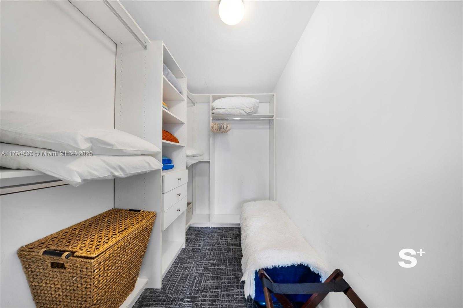Small Image of 31 SOUTH EAST 6TH ST #1407, Miami Number 20