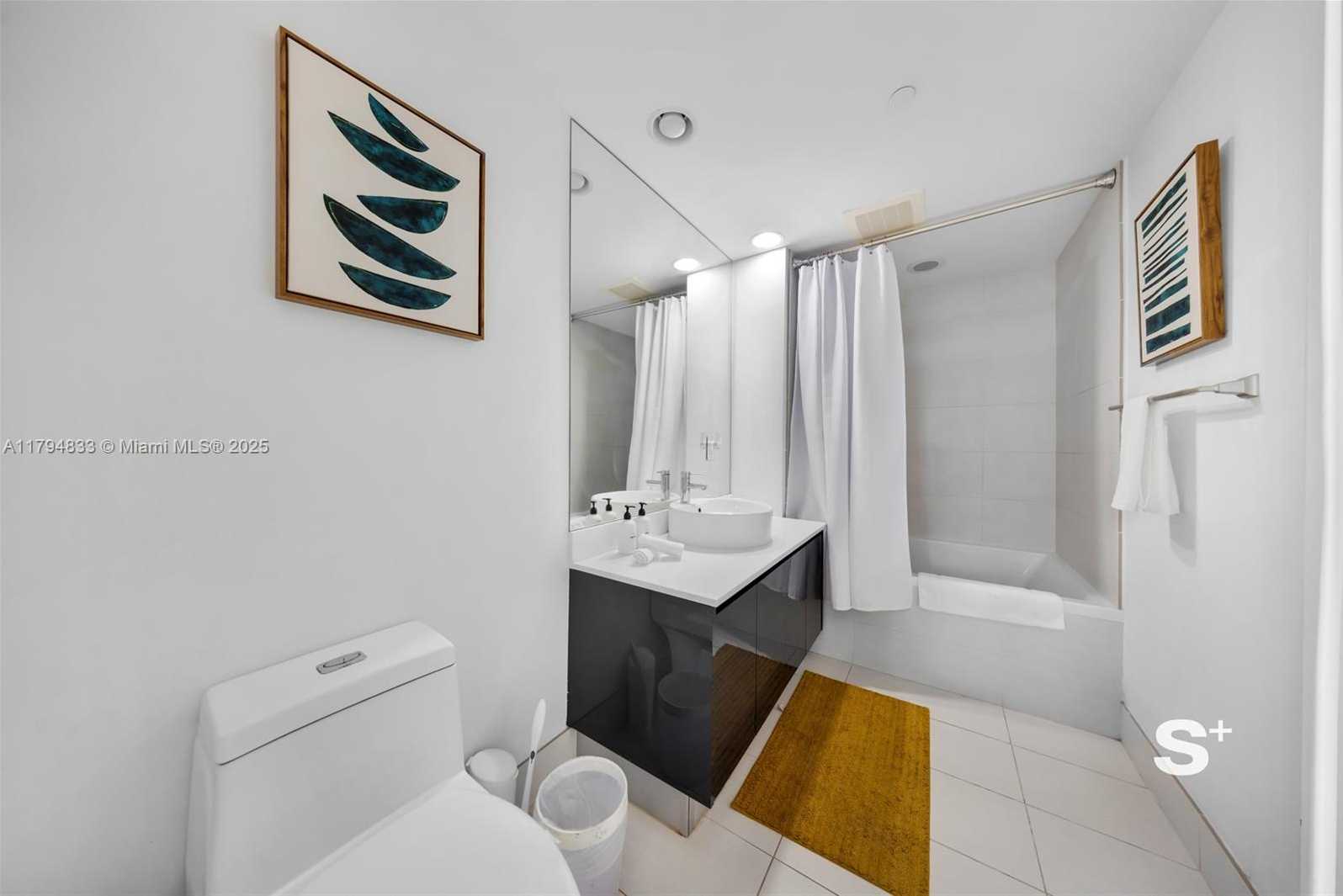 Small Image of 31 SOUTH EAST 6TH ST #1407, Miami Number 21