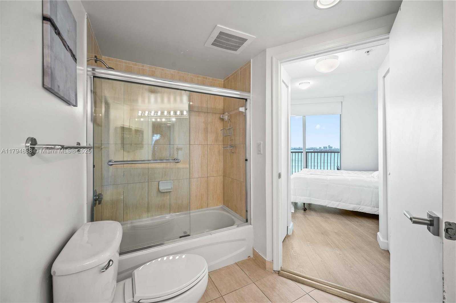 Small Image of 1750 NORTH BAYSHORE DR #1801, Miami Number 25