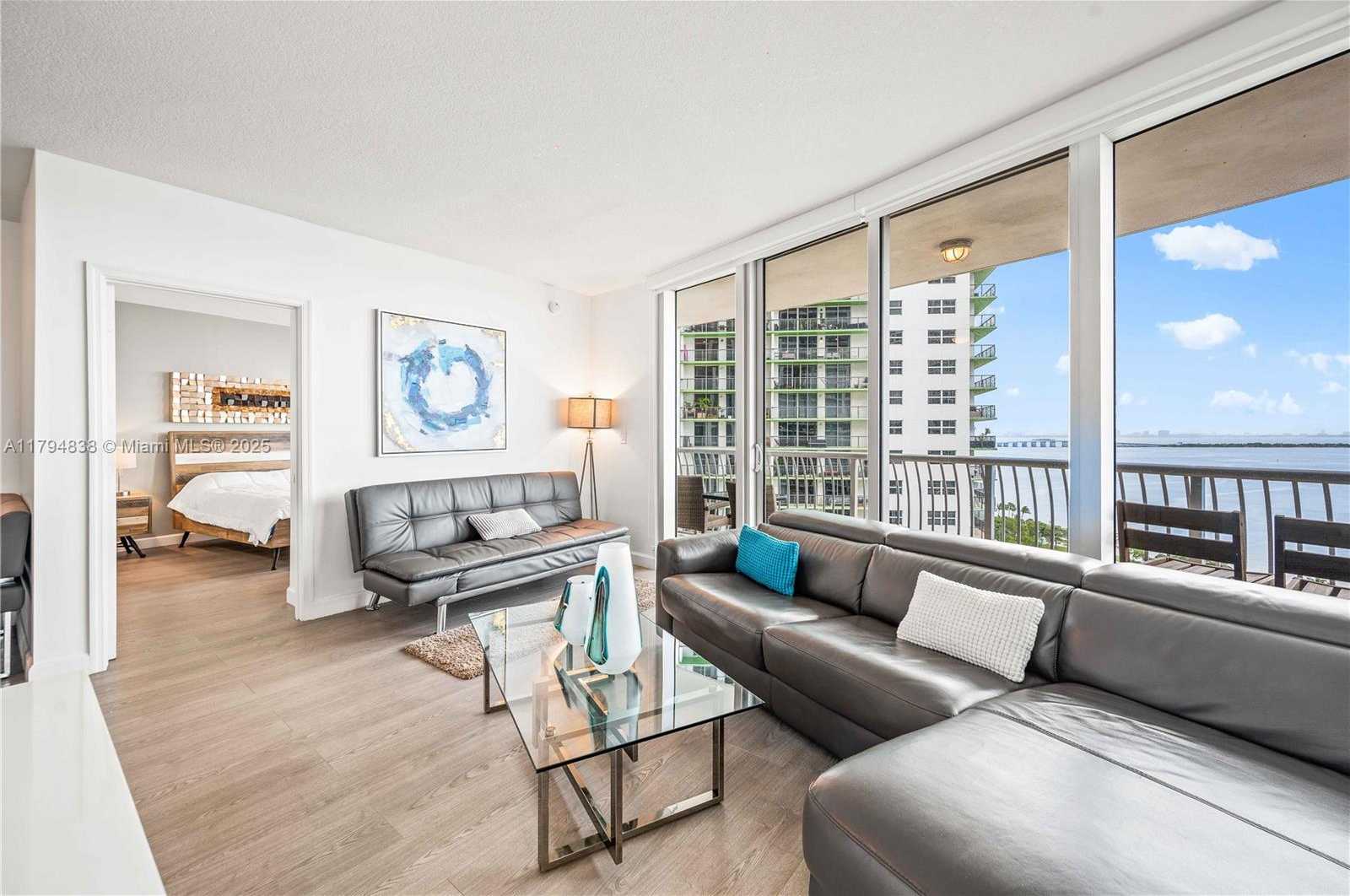 Small Image of 1750 NORTH BAYSHORE DR #1801, Miami Number 9