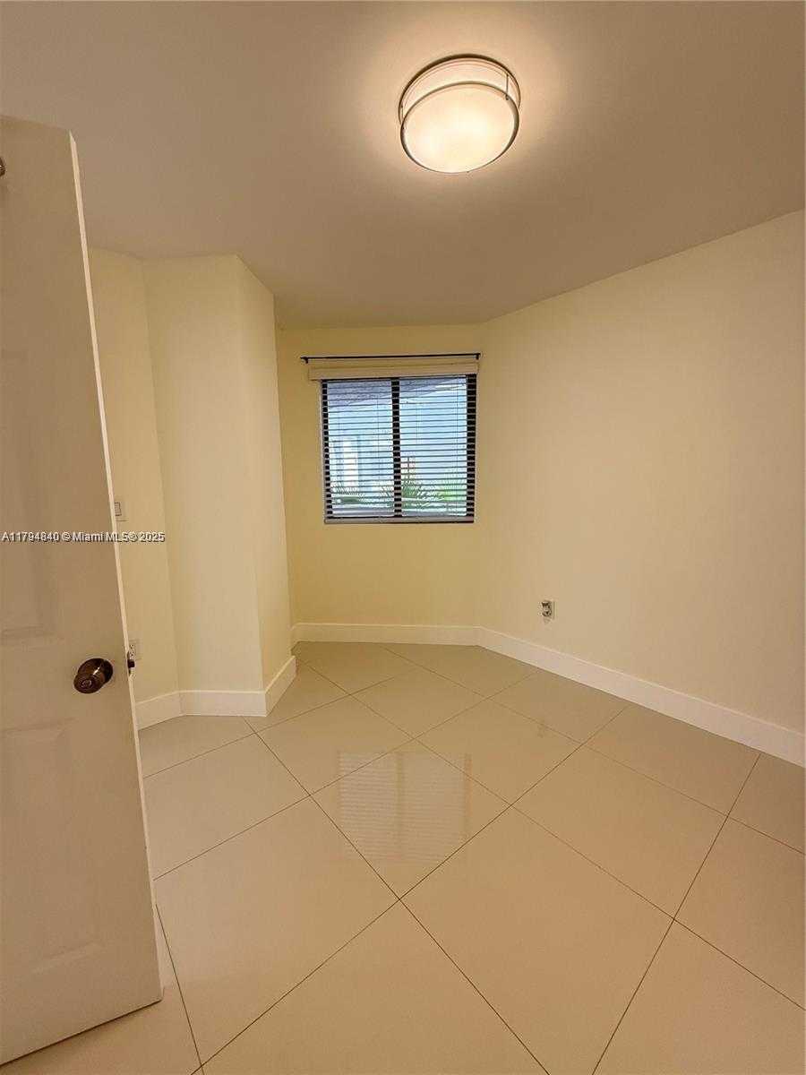 Small Image of 8205 SOUTH WEST 152ND AVE #F-206, Miami Number 17