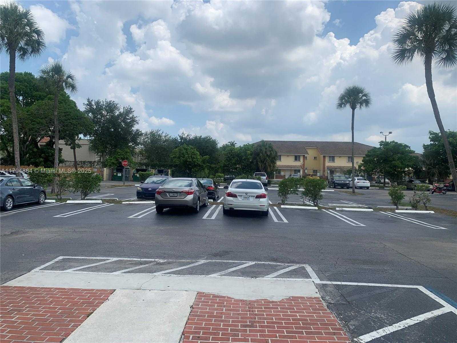 Small Image of 17901 #Q204, Hialeah Number 26