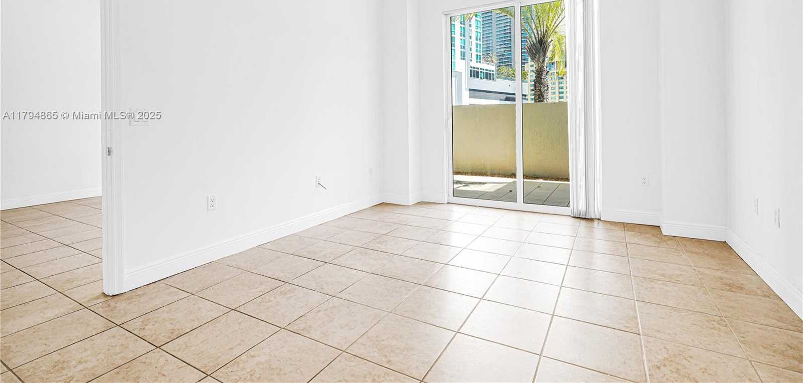 Small Image of 1250 #812, Miami Number 7