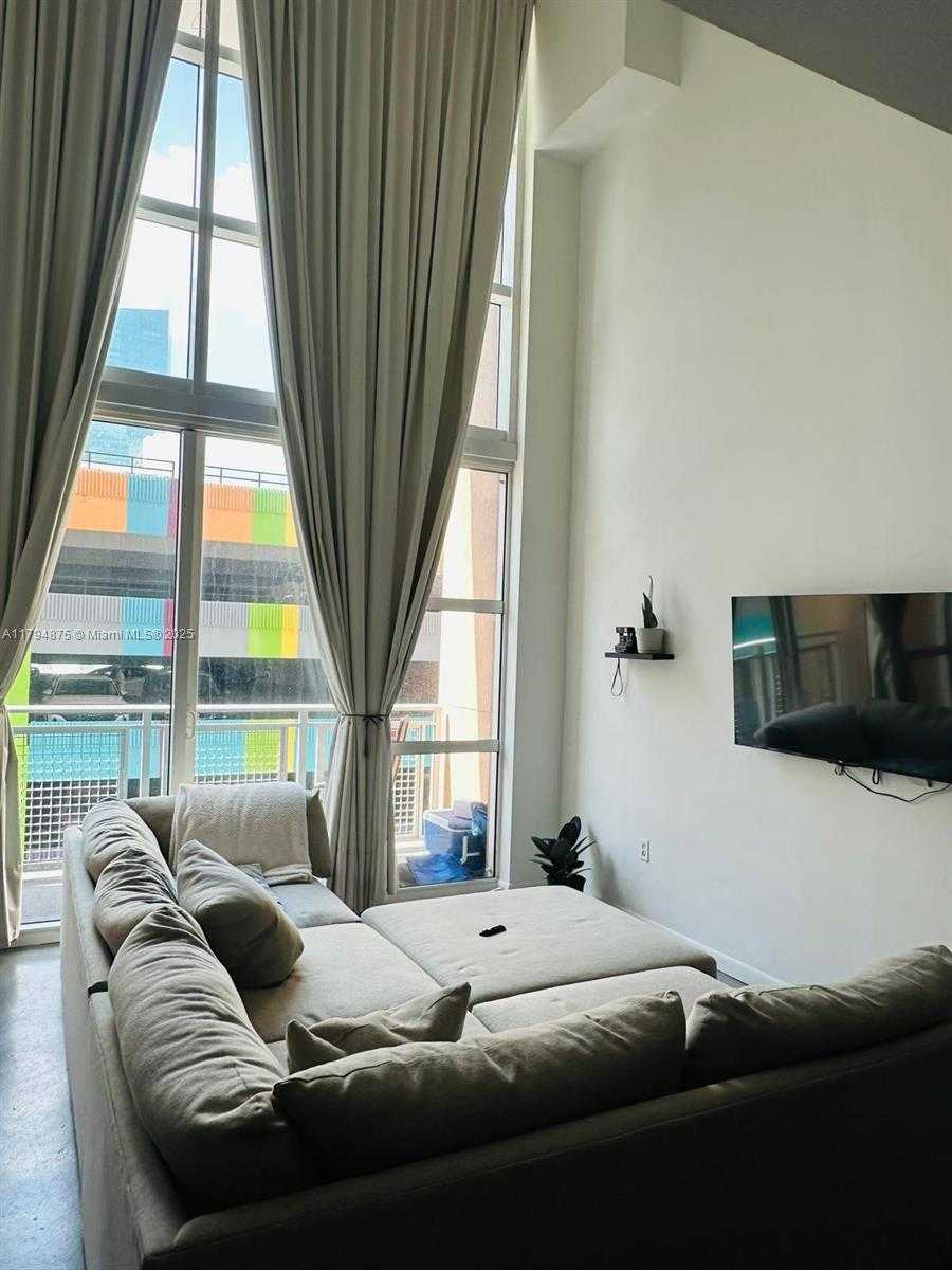 Small Image of 253 NORTH EAST 2ND ST #412, Miami Number 32