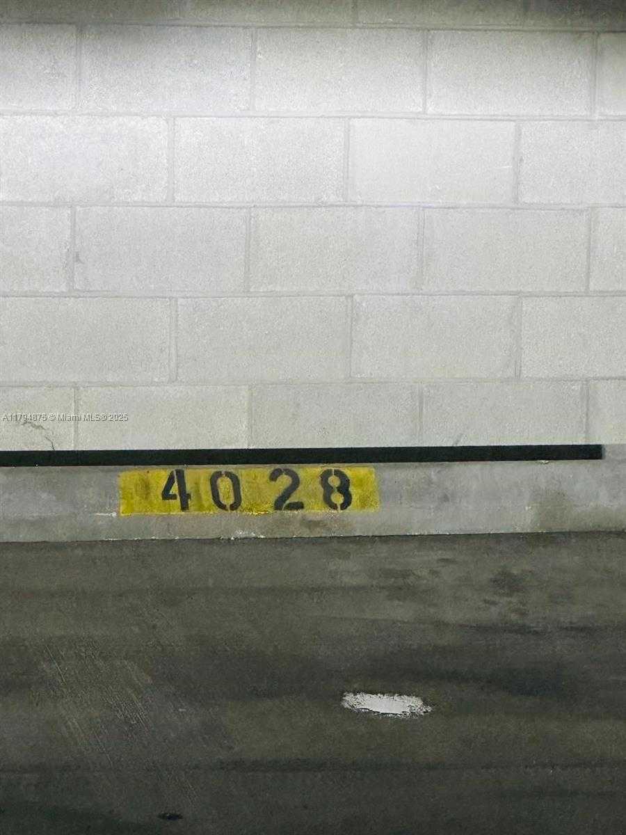 Small Image of 253 NORTH EAST 2ND ST #412, Miami Number 47