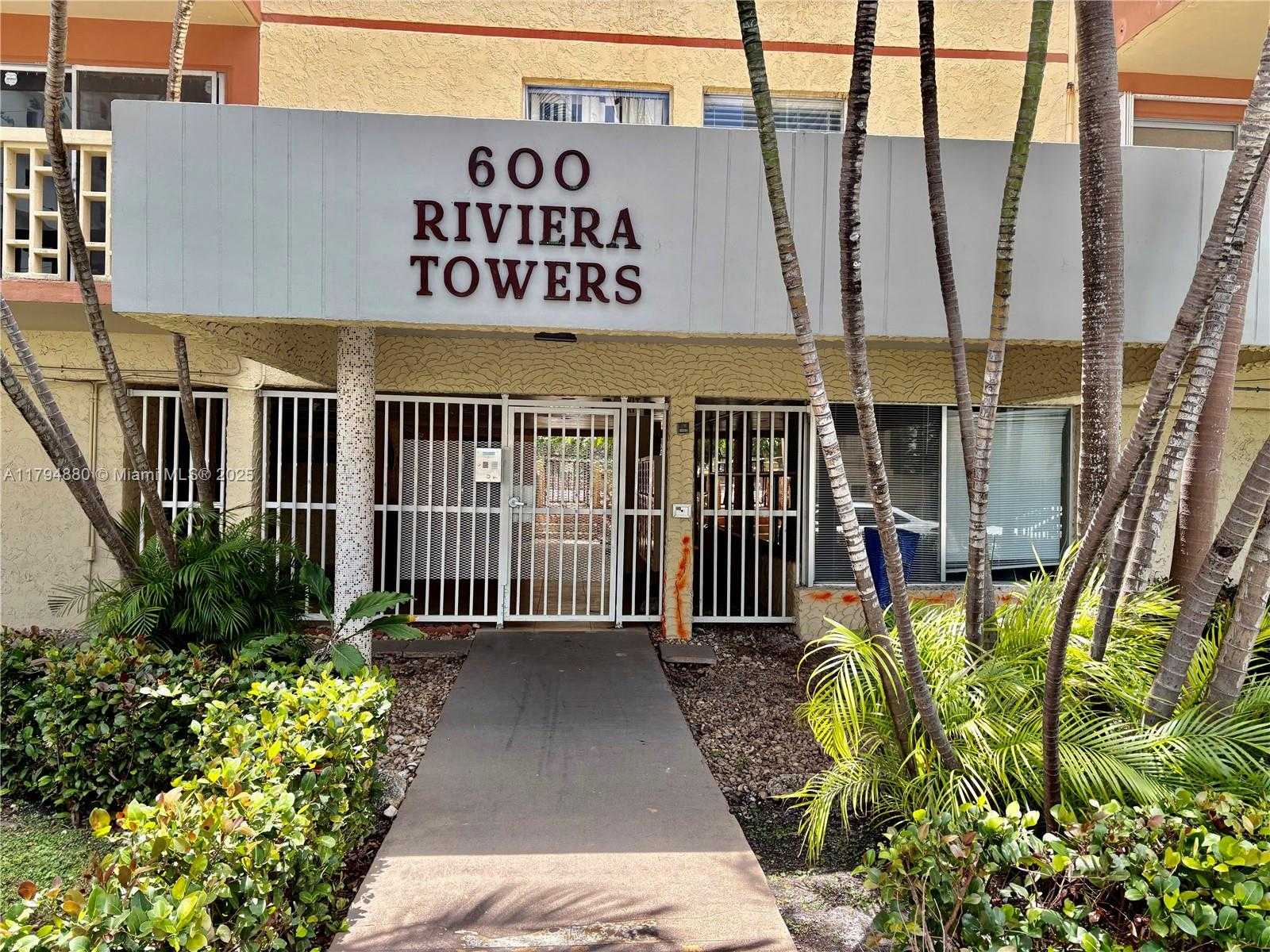 Small Image of 600 NORTH EAST 25TH ST #PHF, Miami Number 16