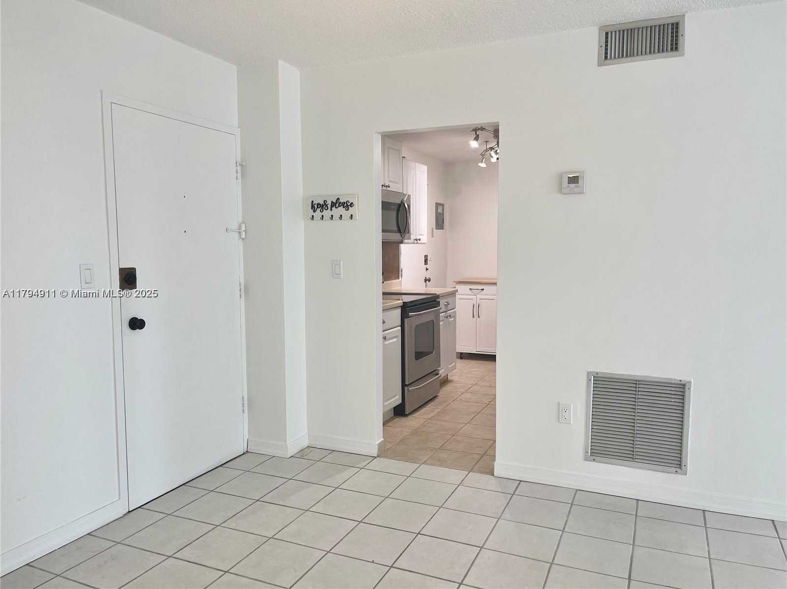 Small Image of 1865 79TH ST CSWY #5M, North Bay Village Number 13