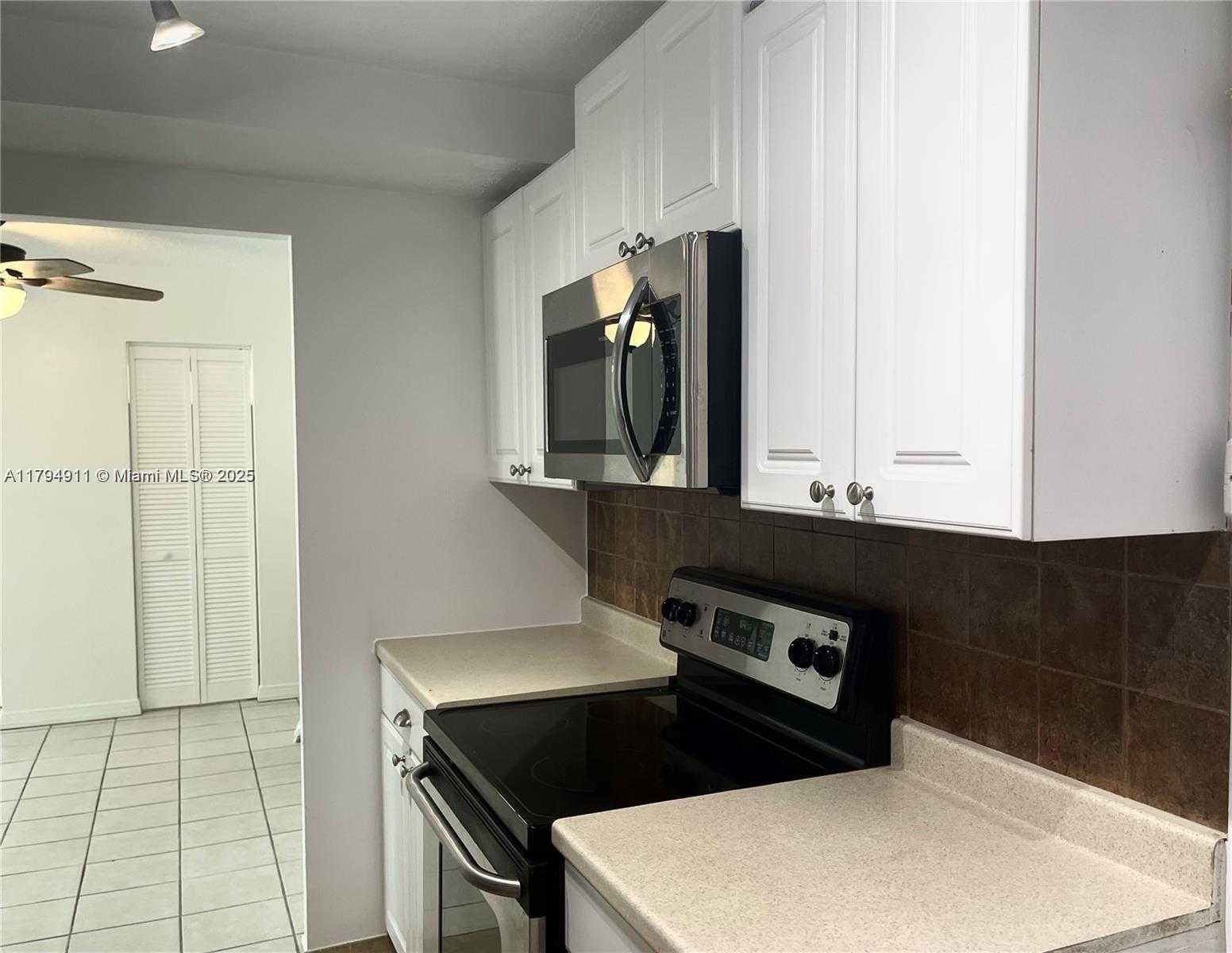 Small Image of 1865 79TH ST CSWY #5M, North Bay Village Number 17