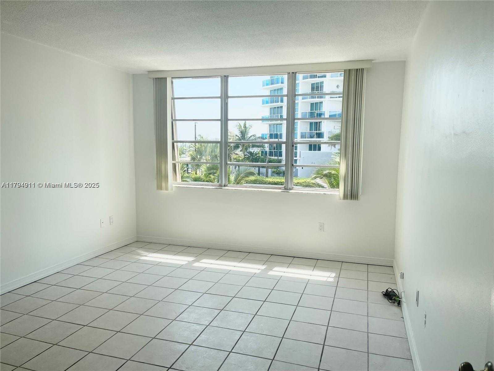 Small Image of 1865 79TH ST CSWY #5M, North Bay Village Number 22