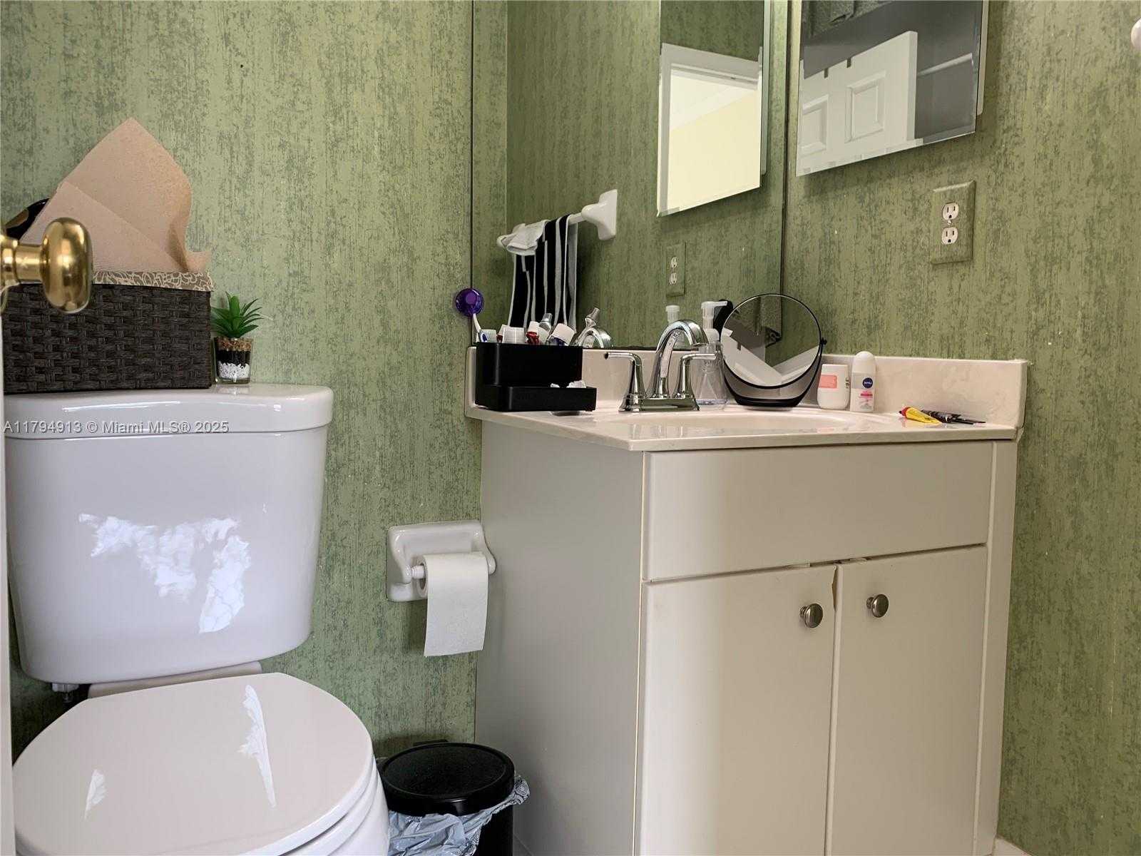 Small Image of 5600 NORTH WEST 114TH PL #207, Doral Number 15
