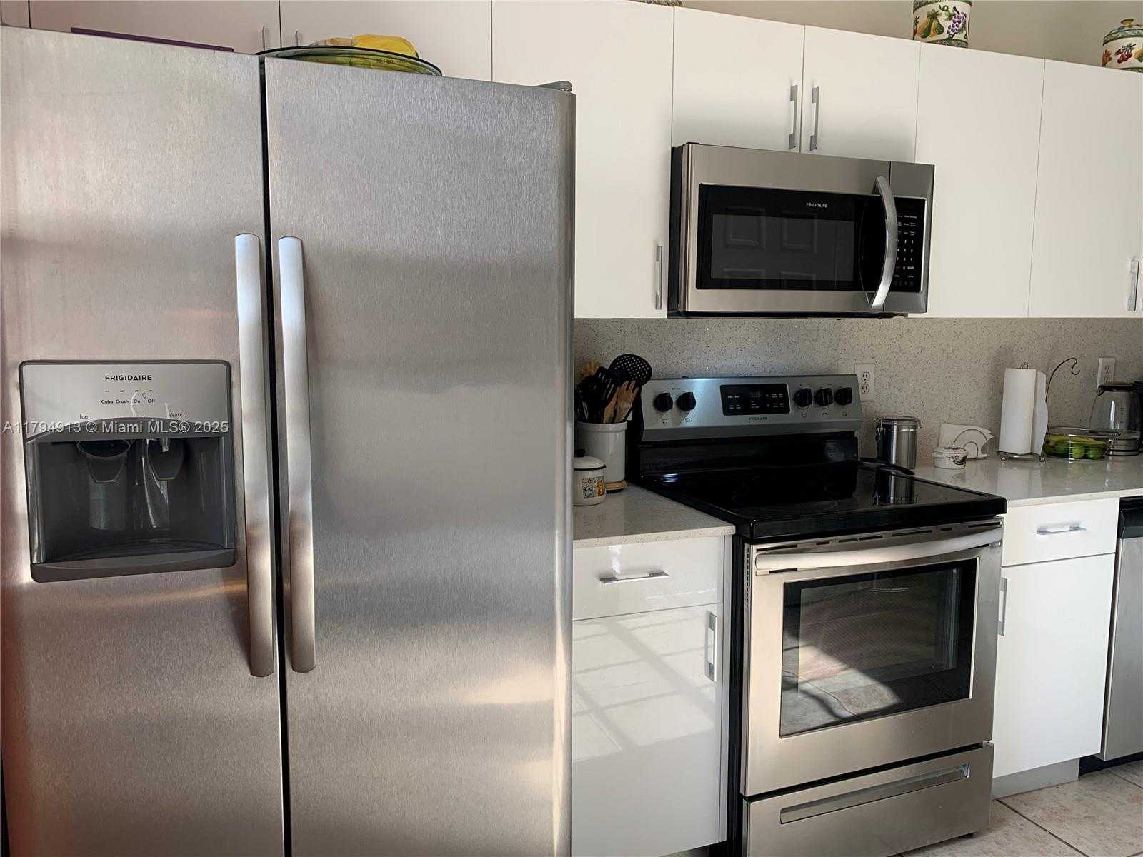 Small Image of 5600 NORTH WEST 114TH PL #207, Doral Number 5