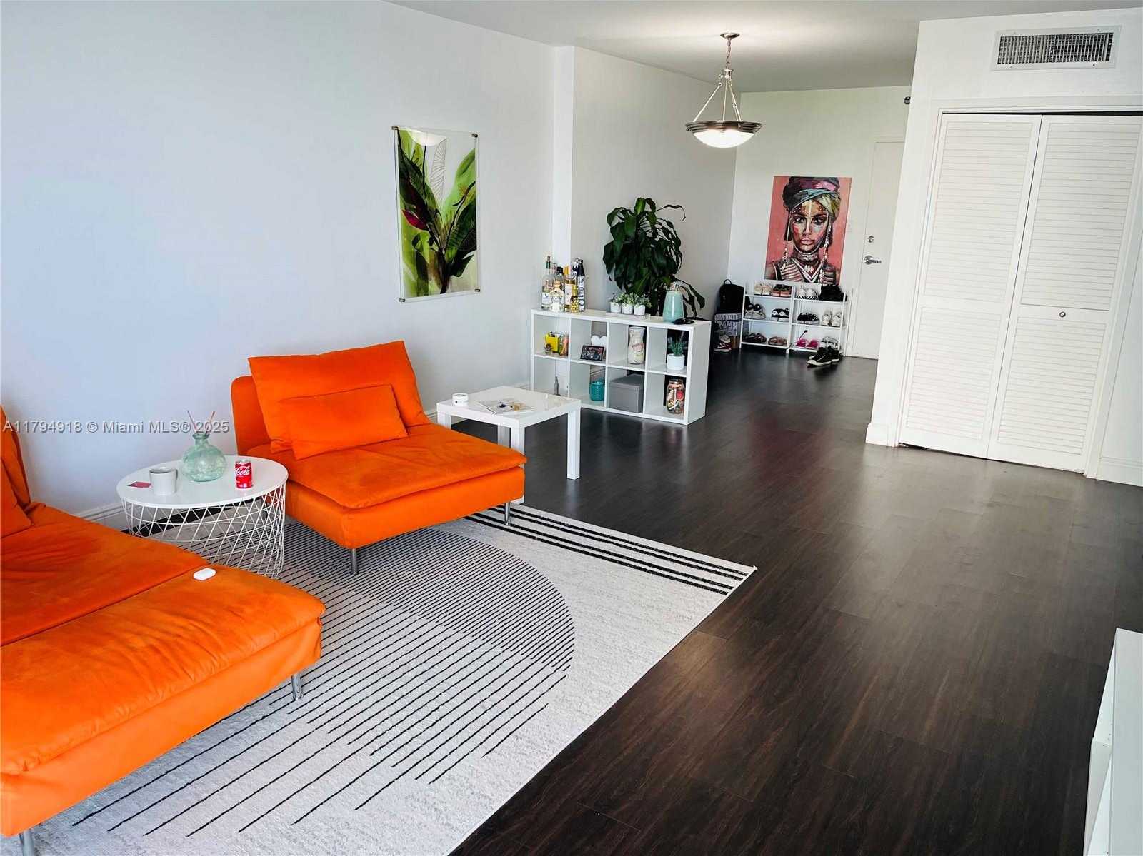 Small Image of 1000 WEST AVE #523, Miami Beach Number 4