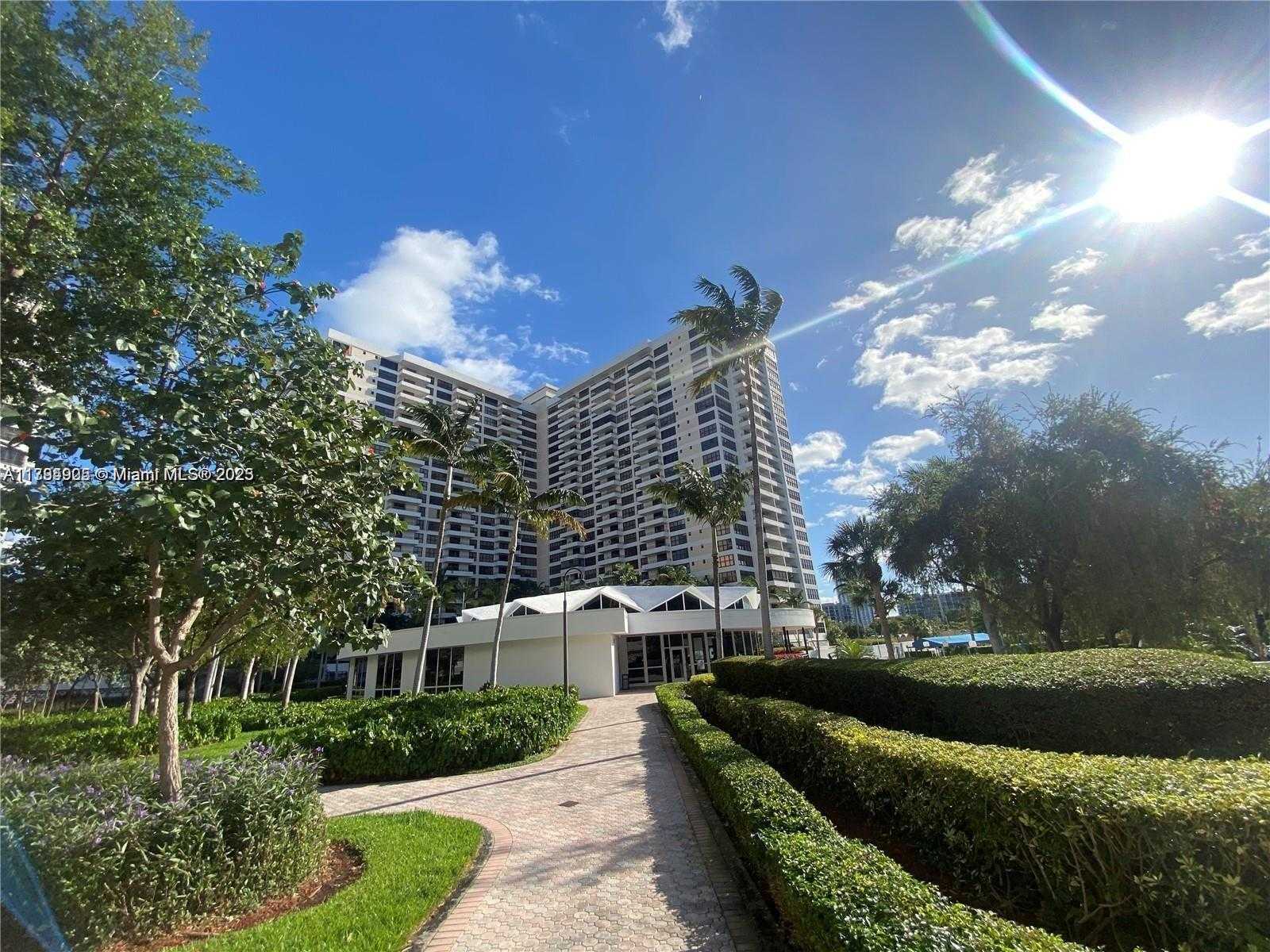 Small Image of 2500 PARKVIEW DR #2208, Hallandale Beach Number 27