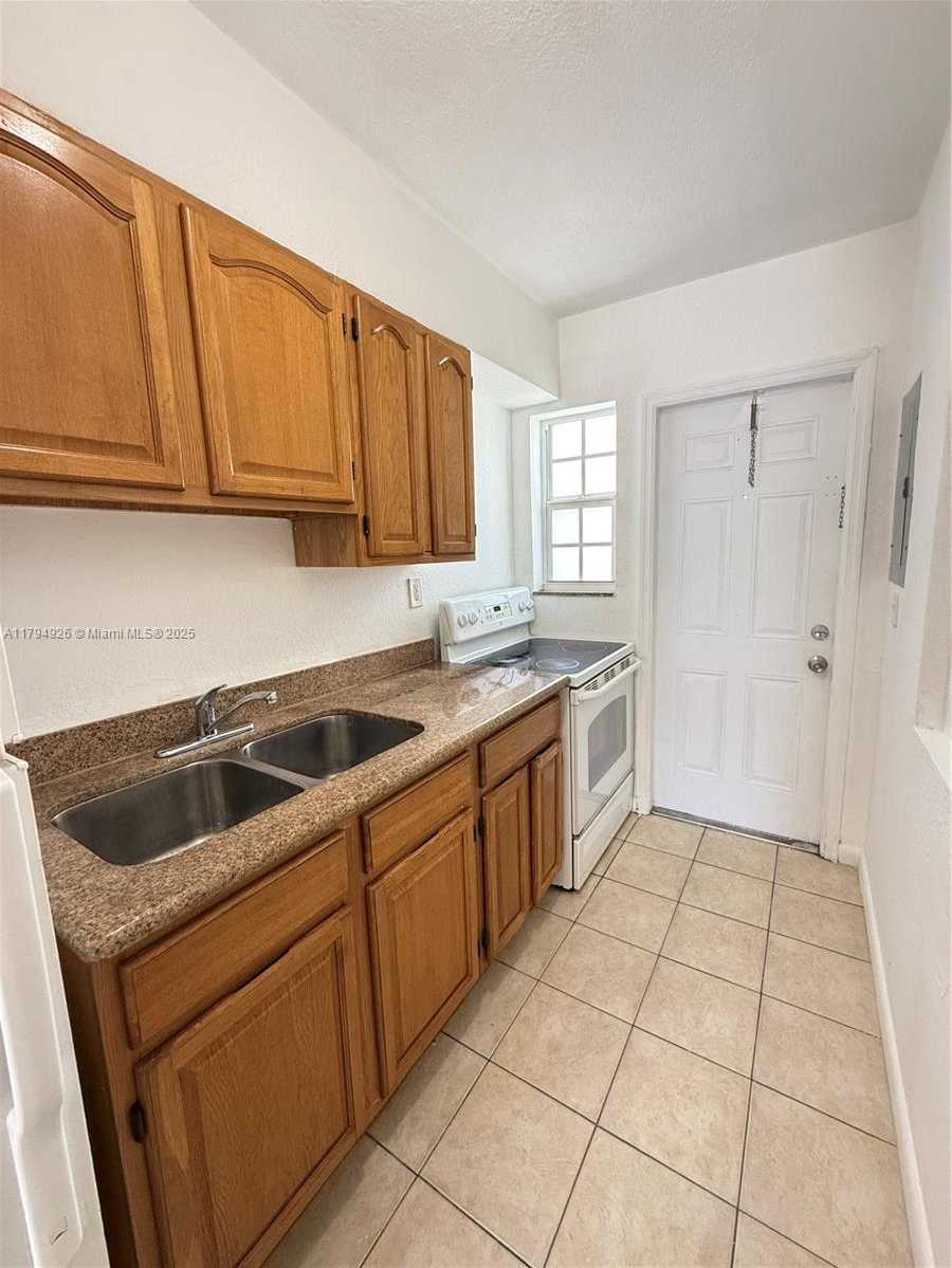 Small Image of 1471 NORTH EAST 170TH ST #120A, North Miami Beach Number 11