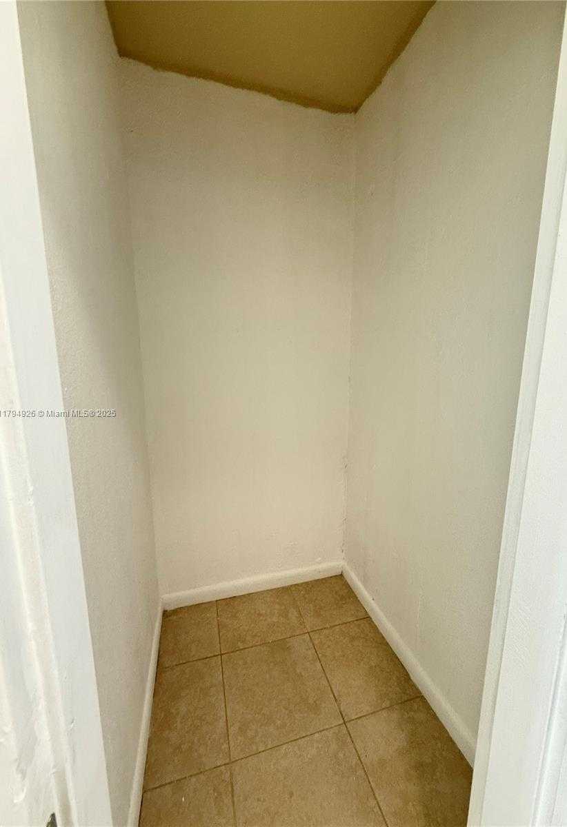 Small Image of 1471 NORTH EAST 170TH ST #120A, North Miami Beach Number 8
