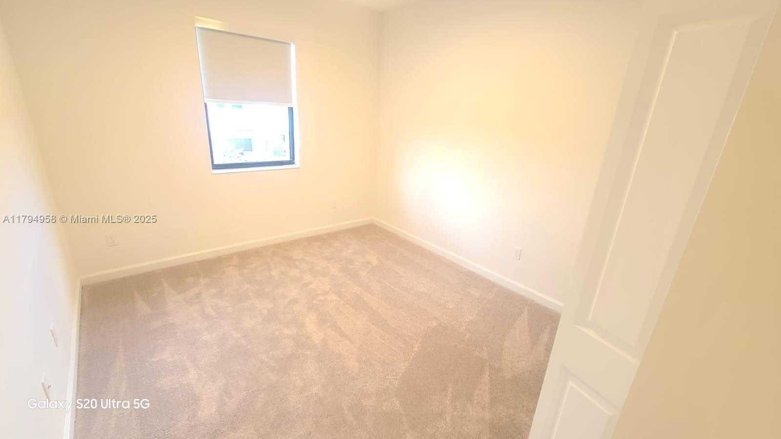 Small Image of 226 SOUTH WEST 159TH CT #226, Pembroke Pines Number 13