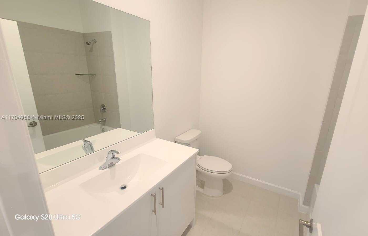 Small Image of 226 SOUTH WEST 159TH CT #226, Pembroke Pines Number 19