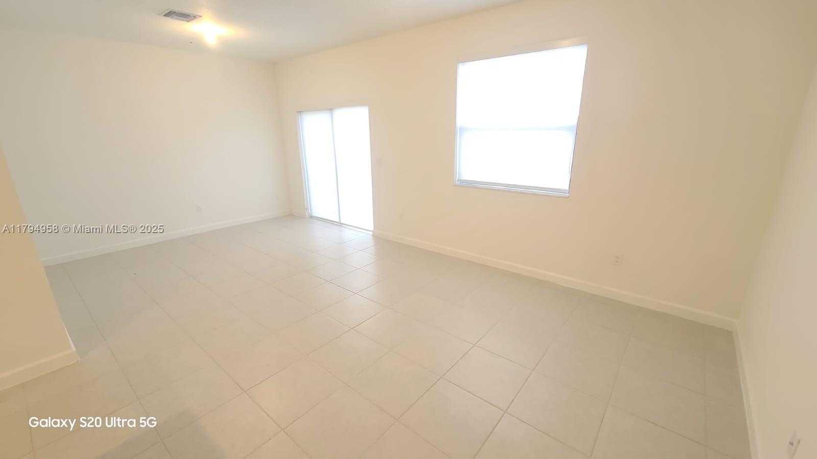 Small Image of 226 SOUTH WEST 159TH CT #226, Pembroke Pines Number 8