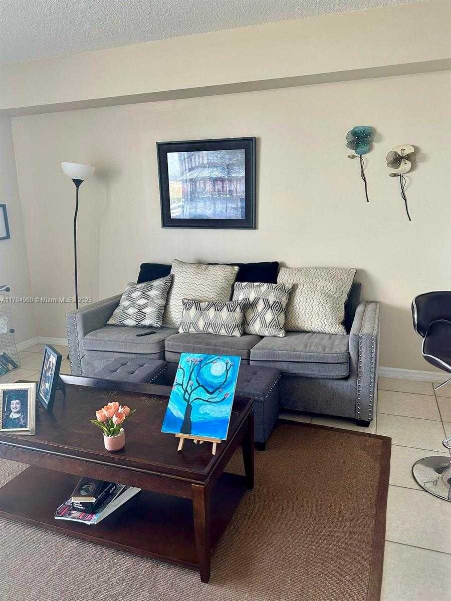 Small Image of 5077 NORTH WEST 7TH ST #1005, Miami Number 2
