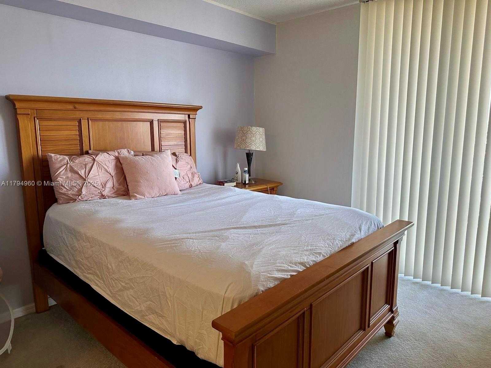Small Image of 5077 NORTH WEST 7TH ST #1005, Miami Number 5