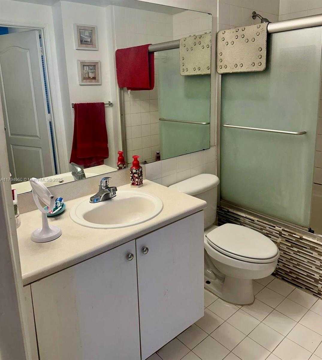 Small Image of 5077 NORTH WEST 7TH ST #1005, Miami Number 6