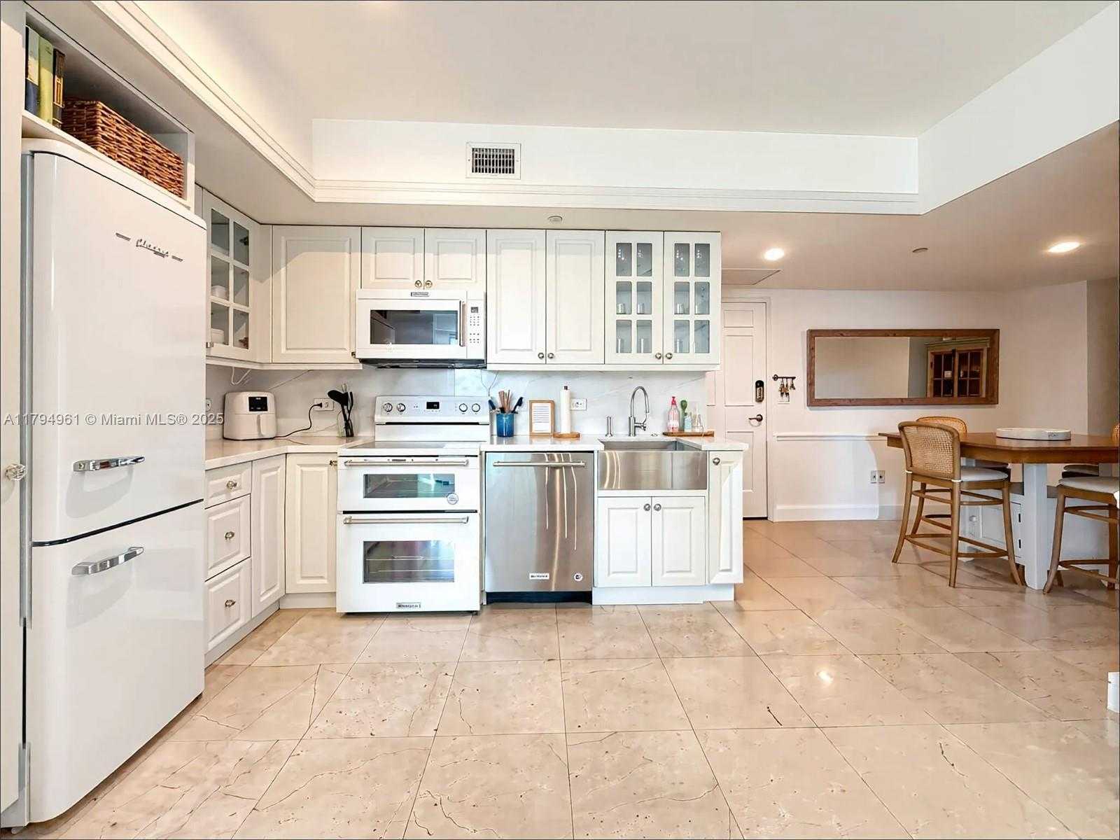 Small Image of 350 SOUTH MIAMI AVE #1205, Miami Number 10