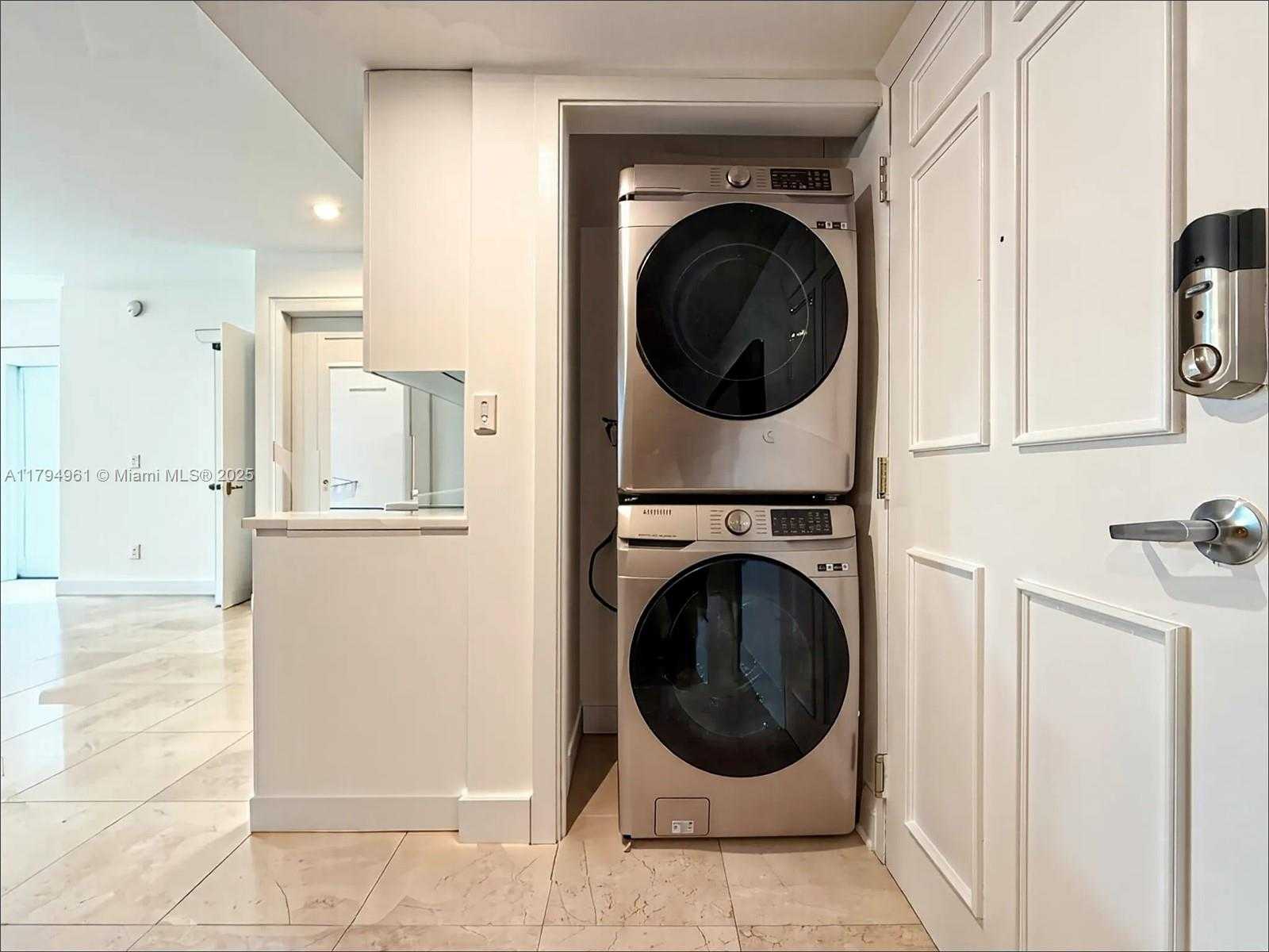 Small Image of 350 SOUTH MIAMI AVE #1205, Miami Number 13
