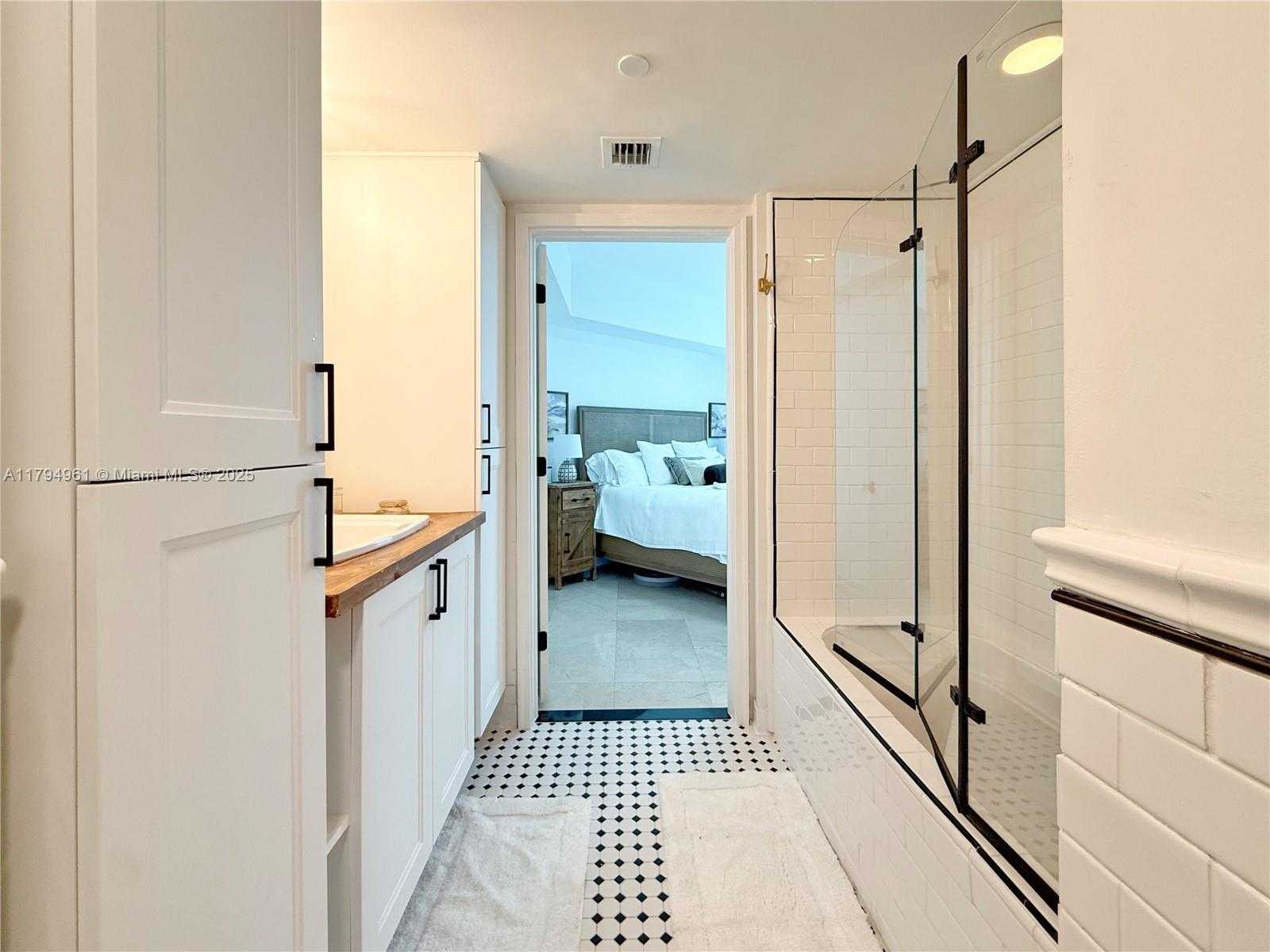 Small Image of 350 SOUTH MIAMI AVE #1205, Miami Number 24