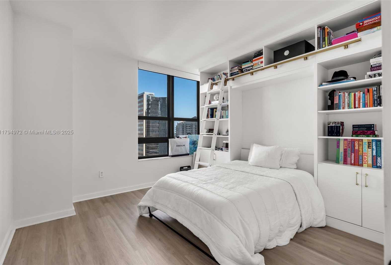 Small Image of 951 BRICKELL AVE #2706, Miami Number 11