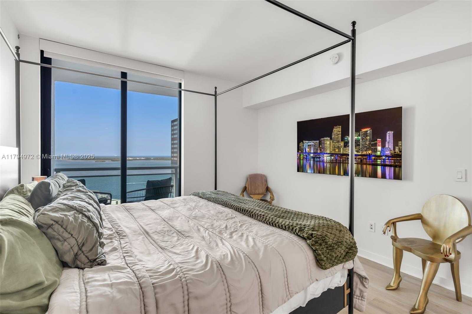 Small Image of 951 BRICKELL AVE #2706, Miami Number 16