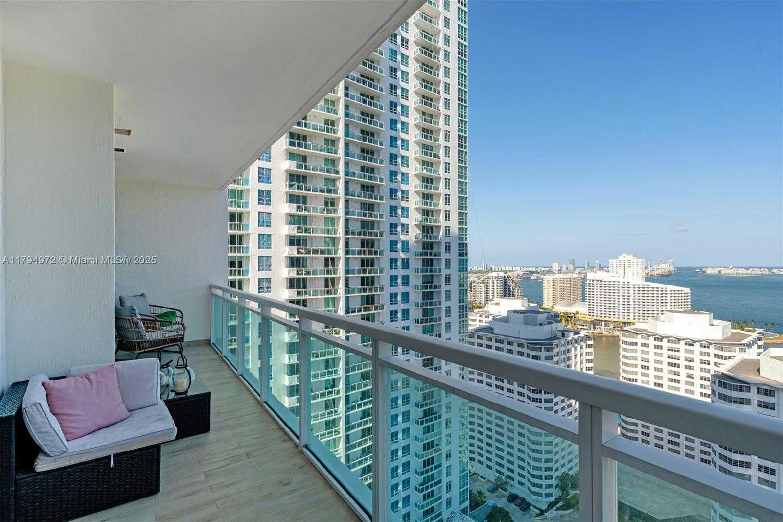 Small Image of 951 BRICKELL AVE #2706, Miami Number 22