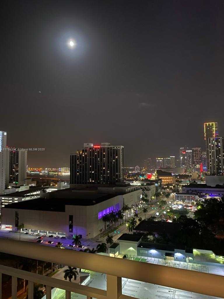 Small Image of 275 NORTH EAST 18TH ST #2004, Miami Number 21
