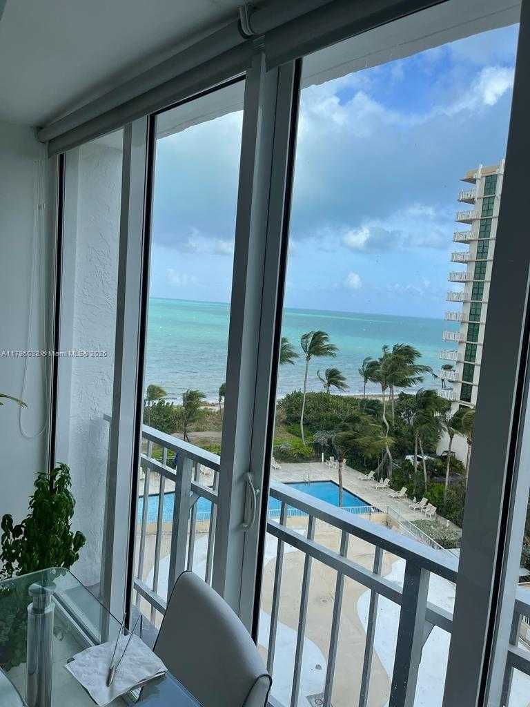 Small Image of 600 #7CS, Key Biscayne Number 3