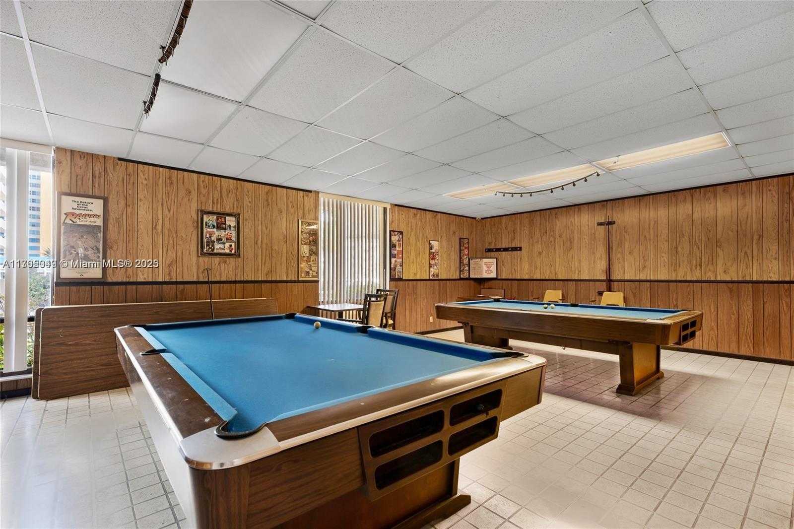 Small Image of 1600 SOUTH OCEAN DR #4G, Hollywood Number 19