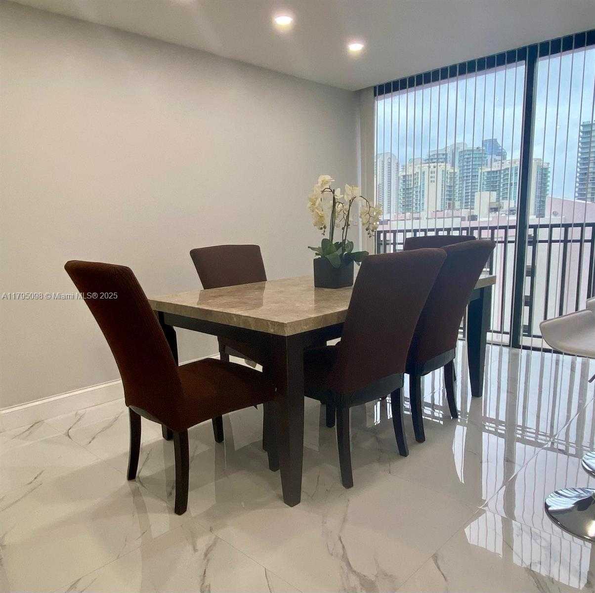 Small Image of 17021 NORTH BAY RD #1019, Sunny Isles Beach Number 10