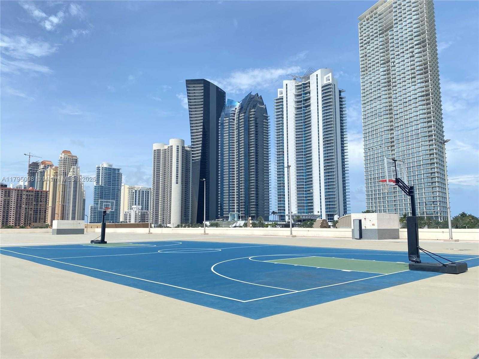 Small Image of 17021 NORTH BAY RD #1019, Sunny Isles Beach Number 25