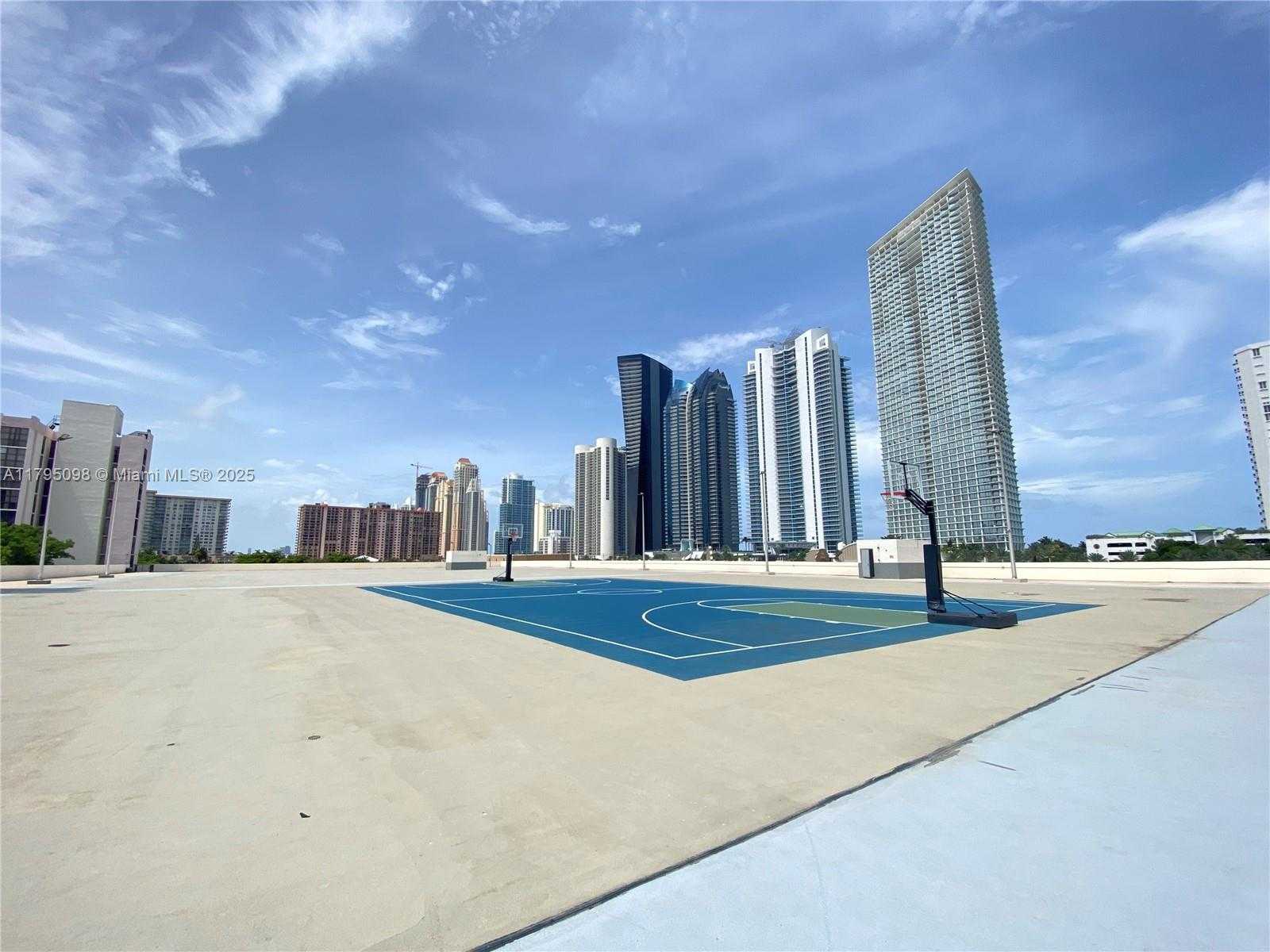 Small Image of 17021 NORTH BAY RD #1019, Sunny Isles Beach Number 26