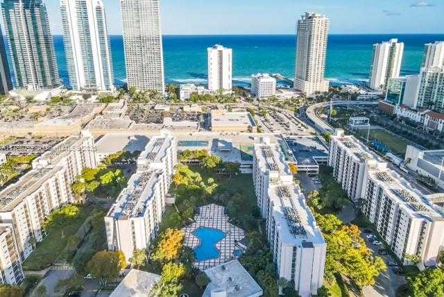 Small Image of 17021 NORTH BAY RD #1019, Sunny Isles Beach Number 3