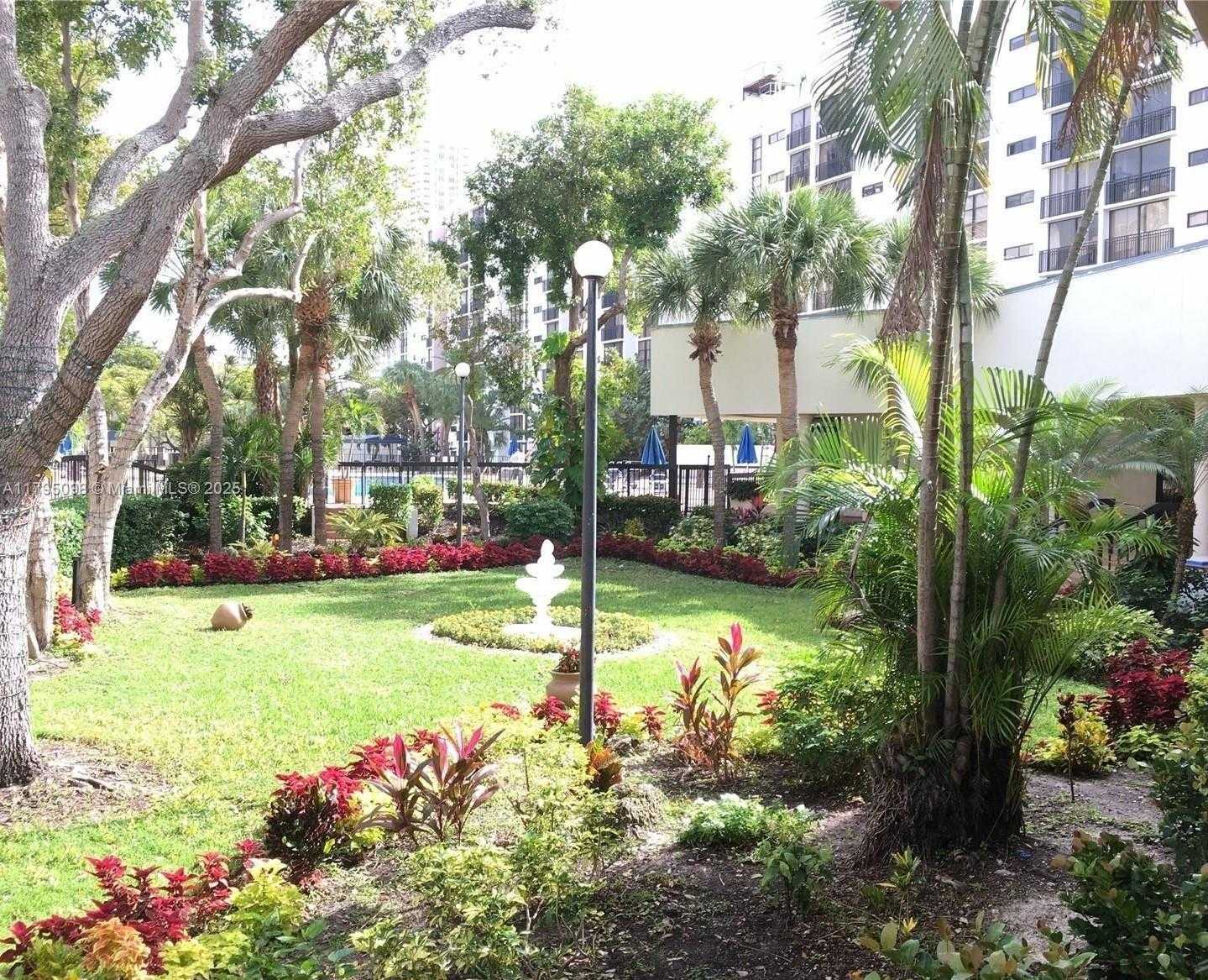 Small Image of 17021 NORTH BAY RD #1019, Sunny Isles Beach Number 33