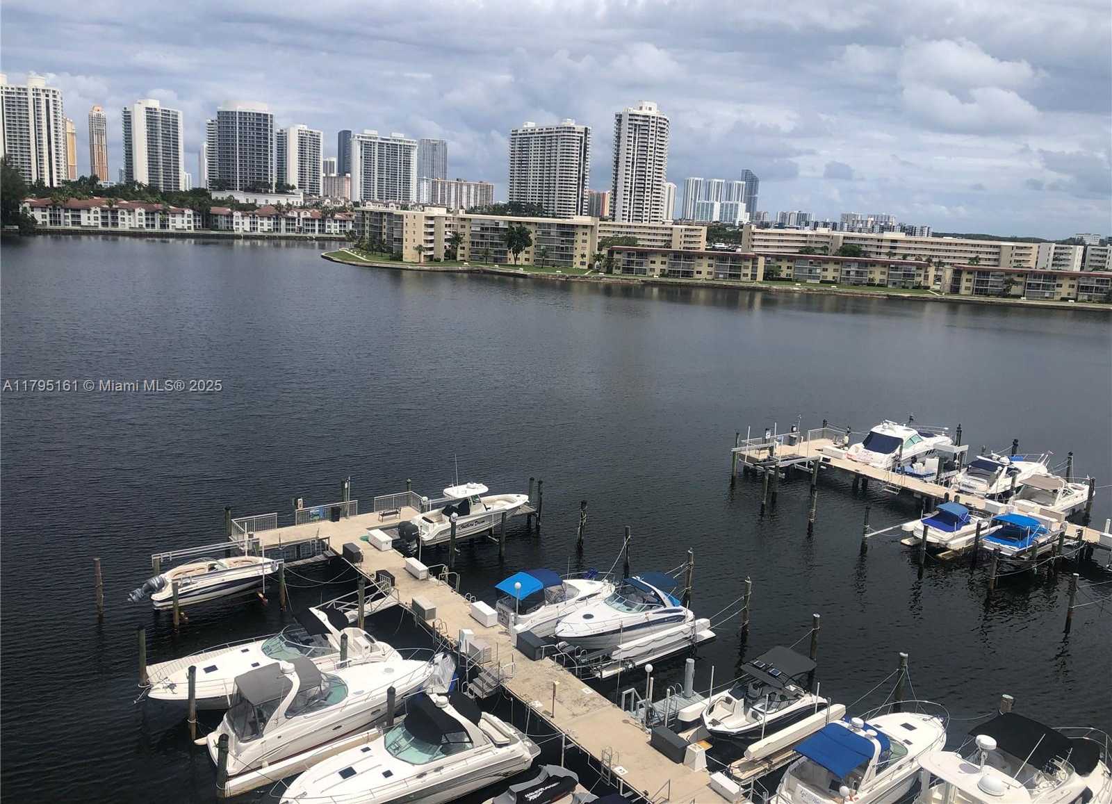 Small Image of 18081 BISCAYNE BLVD #703, Aventura Number 18