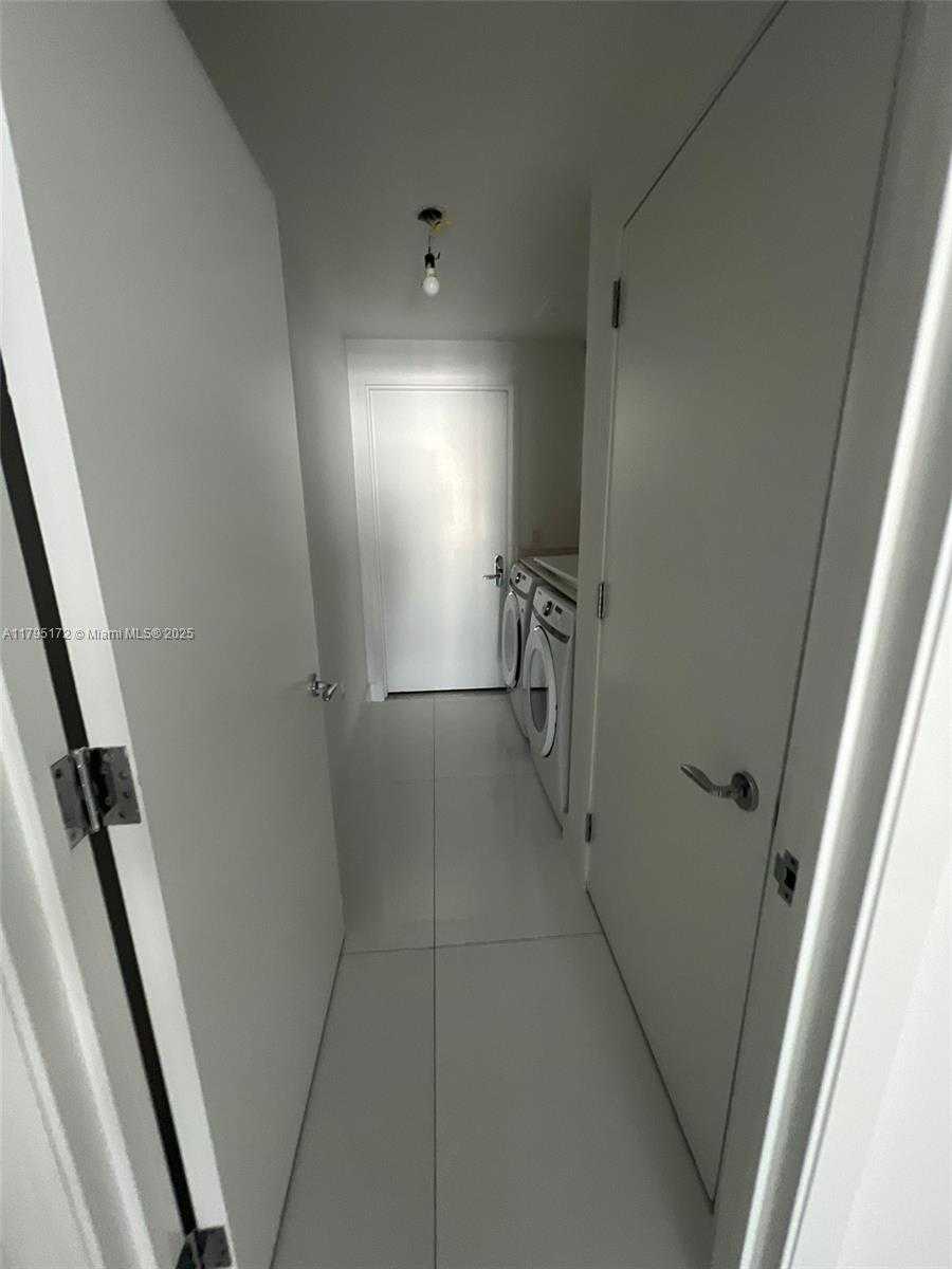Small Image of 17121 COLLINS AVE #1607, Sunny Isles Beach Number 16