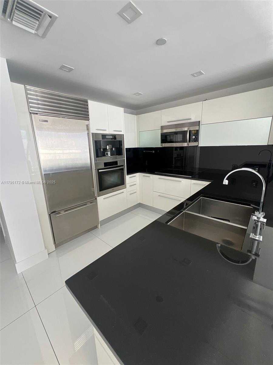 Small Image of 17121 COLLINS AVE #1607, Sunny Isles Beach Number 2
