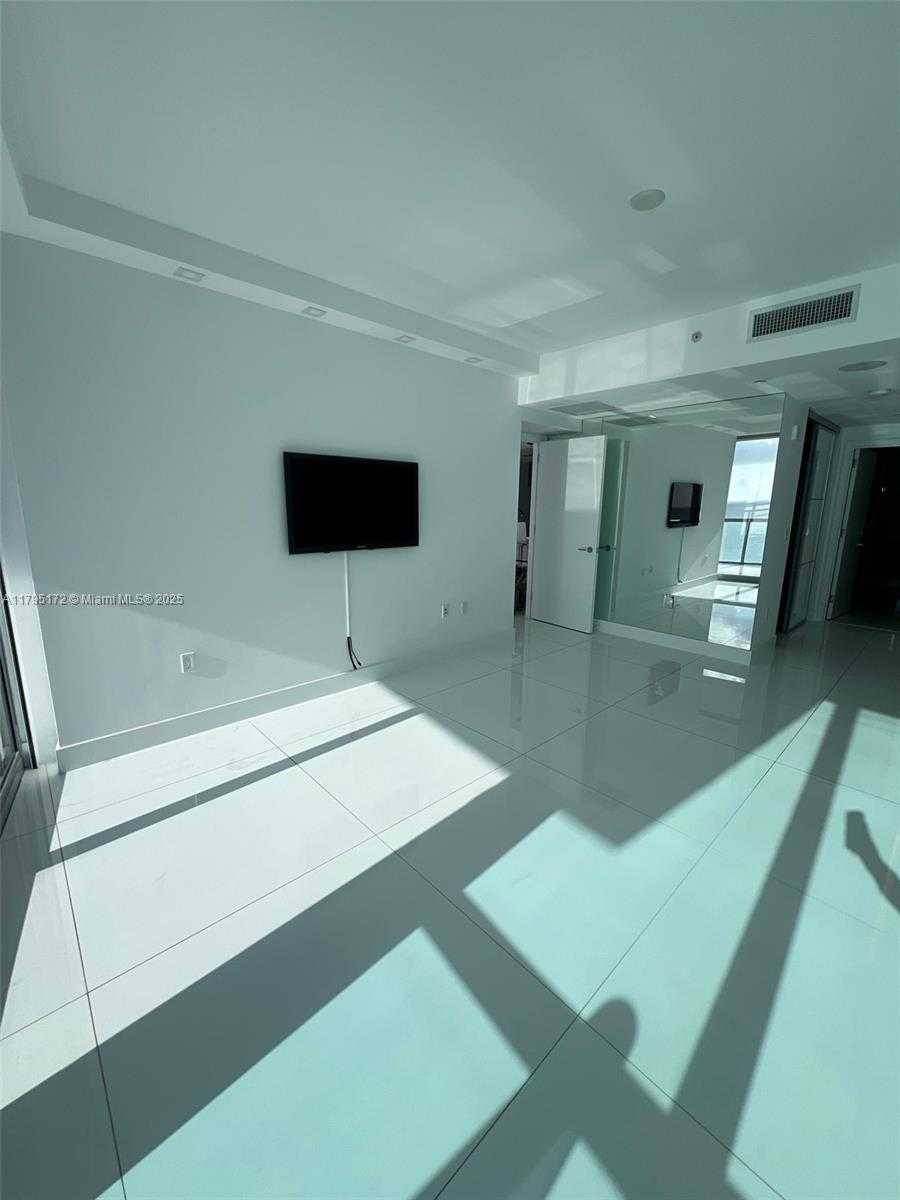 Small Image of 17121 COLLINS AVE #1607, Sunny Isles Beach Number 5