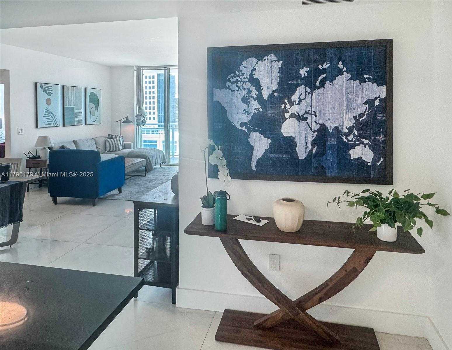 Small Image of 950 BRICKELL BAY DR #3904, Miami Number 10